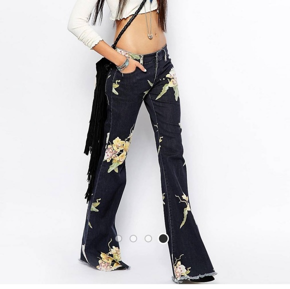 Free People Denim - Free People Bali Raw Hem Floral Flare Jeans